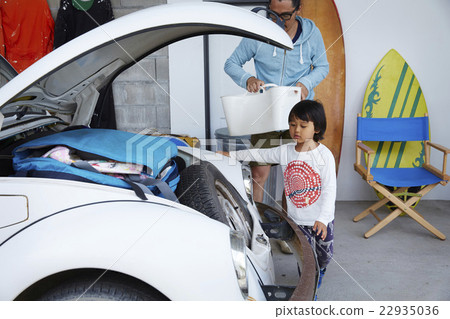 West Coast garage West Coast garage 22935036