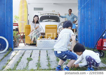 West Coast Family Life 22935066
