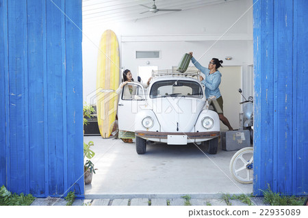 West Coast garage West Coast garage 22935089