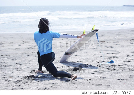 Surfer Portrait 22935527