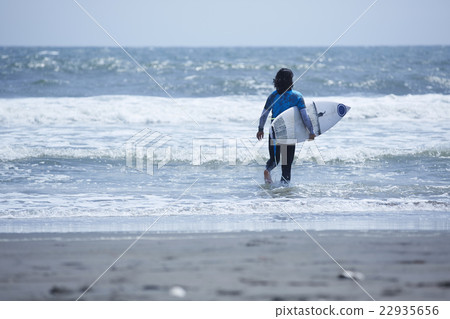 衝浪者肖像 22935656