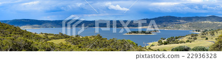 Lake Jindabyne landscape in rural area Lake Jindabyne landscape in rural area 22936328