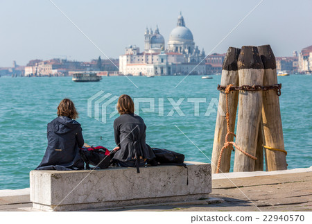 tourists with Basilica di Santa Maria della Salute 22940570