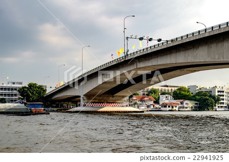 Bridge over the river, Bangkok, Thailand. 22941925