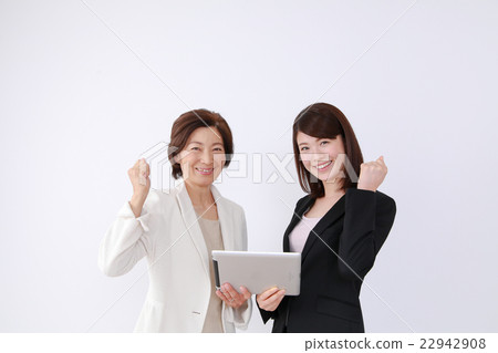 婦女看片劑 22942908