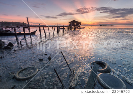 Wooden Bridge Sunrise in Penang, Malaysia 22946703