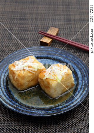 lightly deep-fried tofu lightly deep-fried tofu 22947232