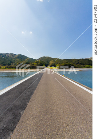 Kochi ken四萬十市佐田(現在)下沉橋 Kochi ken四萬十市佐田(現在)下沉橋 22947903
