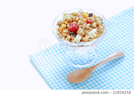 Granola with dried fruits 22954258