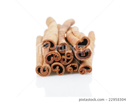 圖庫照片: cinnamon cassia sticks