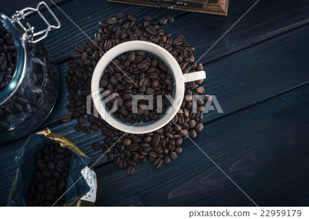 Coffee cup and coffee beans 22959179