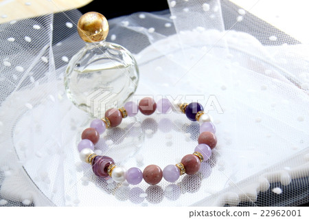 Purple gradation stone bracelet 22962001