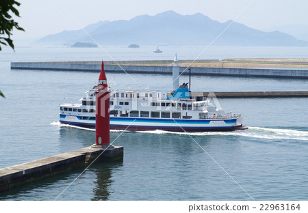 Liaison ship leaving Ujina Port Liaison ship leaving Ujina Port 22963164