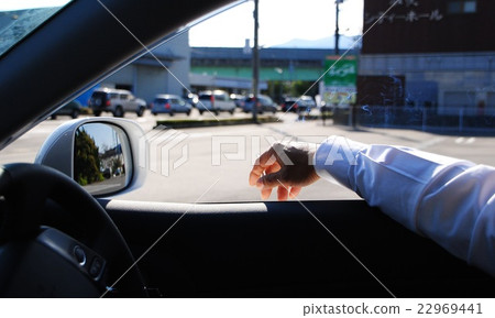Smoking in driver's seat 22969441