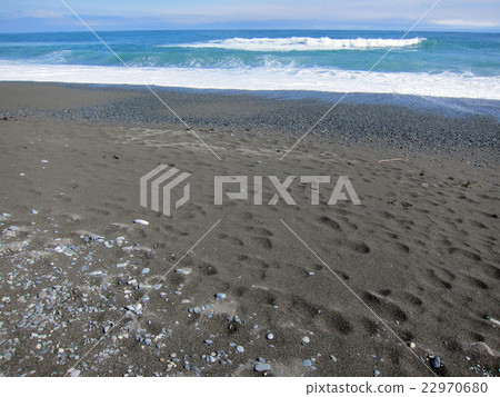 Beach of fortune 22970680