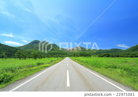 大分縣Kuju山和Yamanami高速公路（中角） 22971081