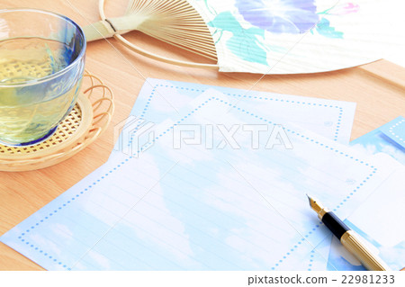 夏天的消息，炎熱的天氣同情 22981233