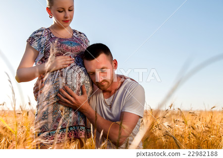 Young couple waiting for a baby. 22982188
