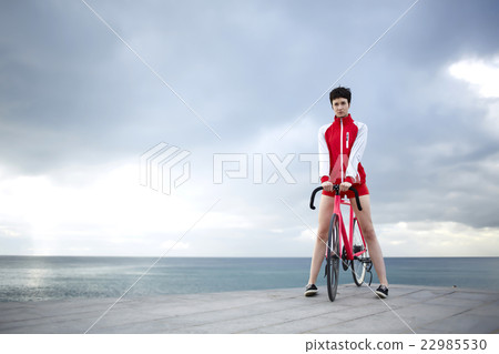 Young woman actively enjoying weekend strolling Young woman actively enjoying weekend strolling 22985530