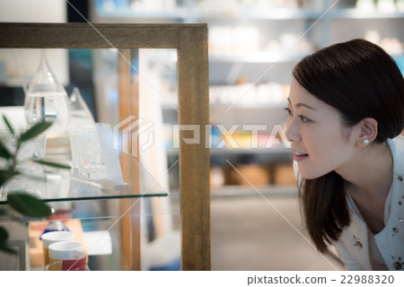 購物女攝影合作：TENOHA DAIKANYAMA 22988320