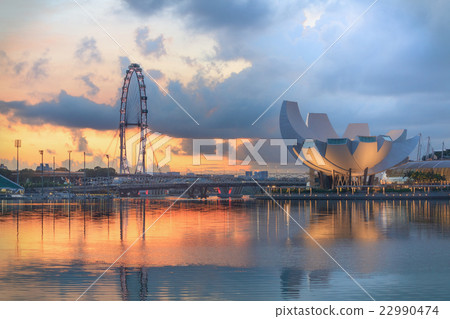 View of central Singapore 22990474