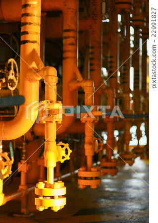Valves manual in the process. Production process  22991827