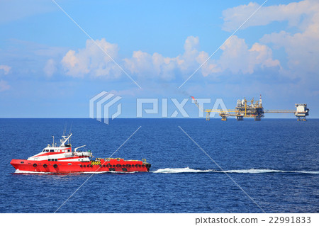 Supply boat transfer cargo to oil and gas industry 22991833