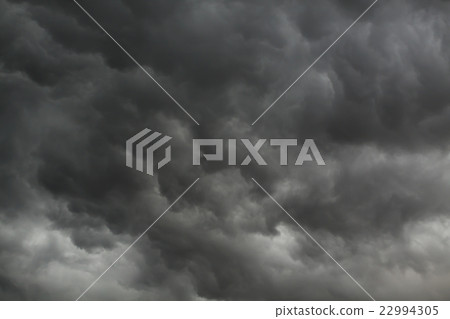 Background of storm clouds before a thunder storm. 22994305