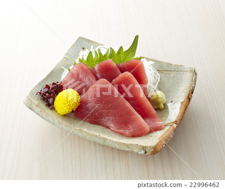 Tuna sashimi Tuna sashimi 22996462