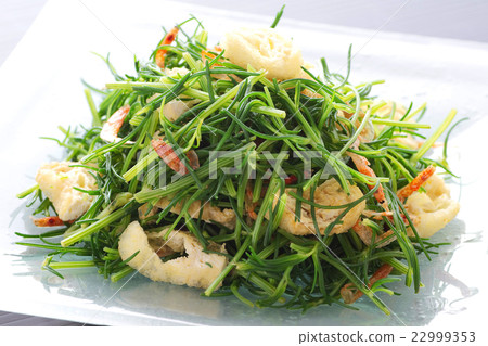 Okajikiki and fried tofu with ponto 4 Okajikiki and fried tofu with ponto 4 22999353