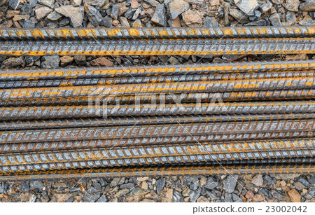 Steel rods or bars used to reinforce concrete 23002042