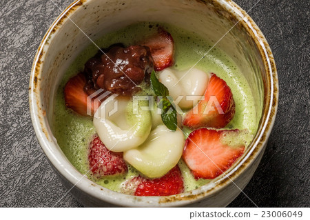 Matcha white ball sweets Matcha-flavored Rice Flour Dumplings 23006049