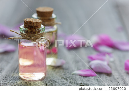 Rose essential oil 23007020