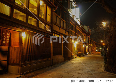 主要城鎮在夜間Chaya地區2 主要城鎮在夜間Chaya地區2 23007652