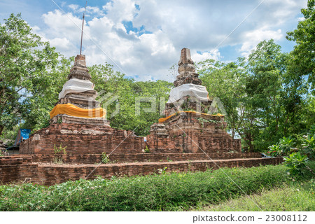 An old temple in Saraburi, Wat Takhae, Thailand An old temple in Saraburi, Wat Takhae, Thailand 23008112