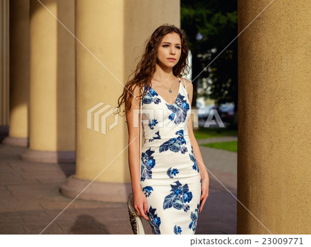 Beautiful young girl 23009771