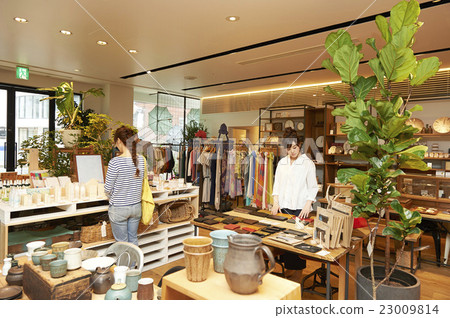 Shopping shooting cooperation: TENOHA DAIKANYAMA Shopping shooting cooperation: TENOHA DAIKANYAMA 23009814