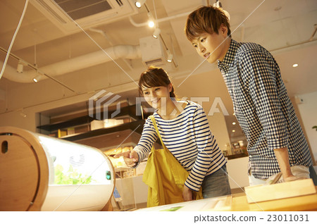 Shopping shooting cooperation: TENOHA DAIKANYAMA 23011031
