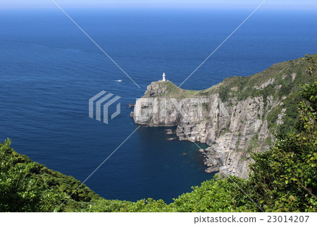 Oceasezaki Lighthouse and fine cliffs Ginja Islands Fukue Island Nagasaki Prefecture 23014207