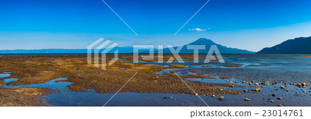 Heaviturai Coast _ Seas of the shallow water 23014761