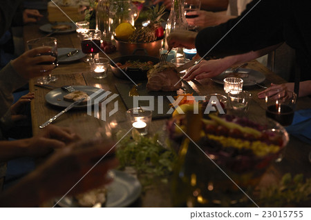 Party dinner 23015755