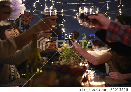 Party dinner 23015806