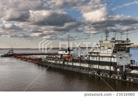 Barge on the river Lena in Yakutia 23016960