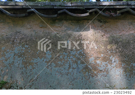 Shikoku Shrine Plant No. 31 Buddhist temple "Mt. Wakayama Bamboo Temple" The soil wall of the entrance 23023492