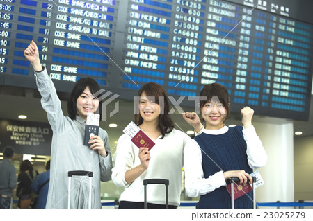 女孩旅行形象 女孩旅行形象 23025279