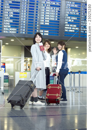女孩旅行形象 女孩旅行形象 23025280