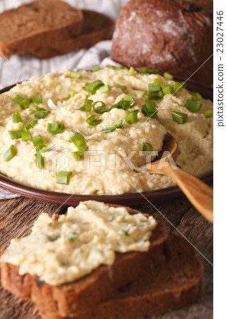 Jewish cuisine 23027446