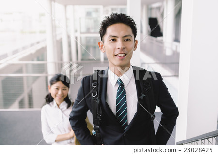 businessman, grinning, smile 23028425