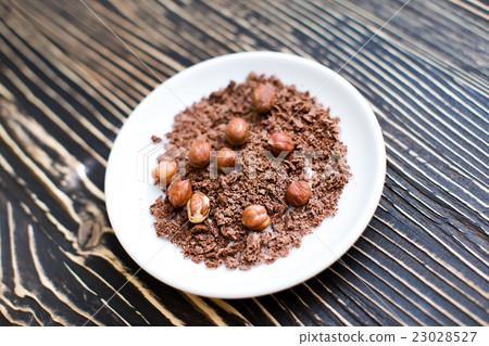 Grated chocolate with nuts Grated chocolate with nuts 23028527