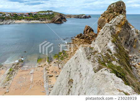Atlantic ocean coastline near Portio Beach 23028919